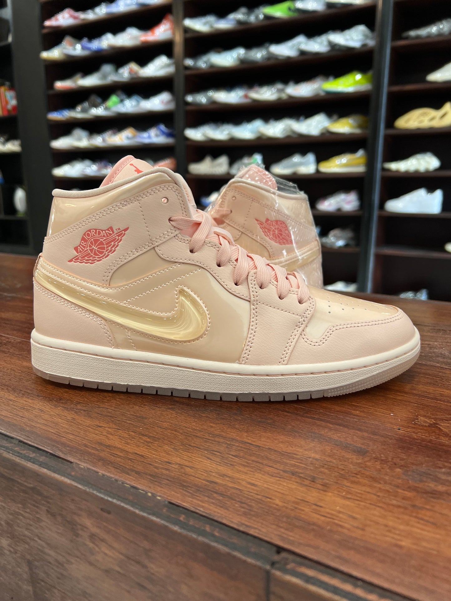 Jordan 1 Mid Patent Valentine's Day (Women's)
