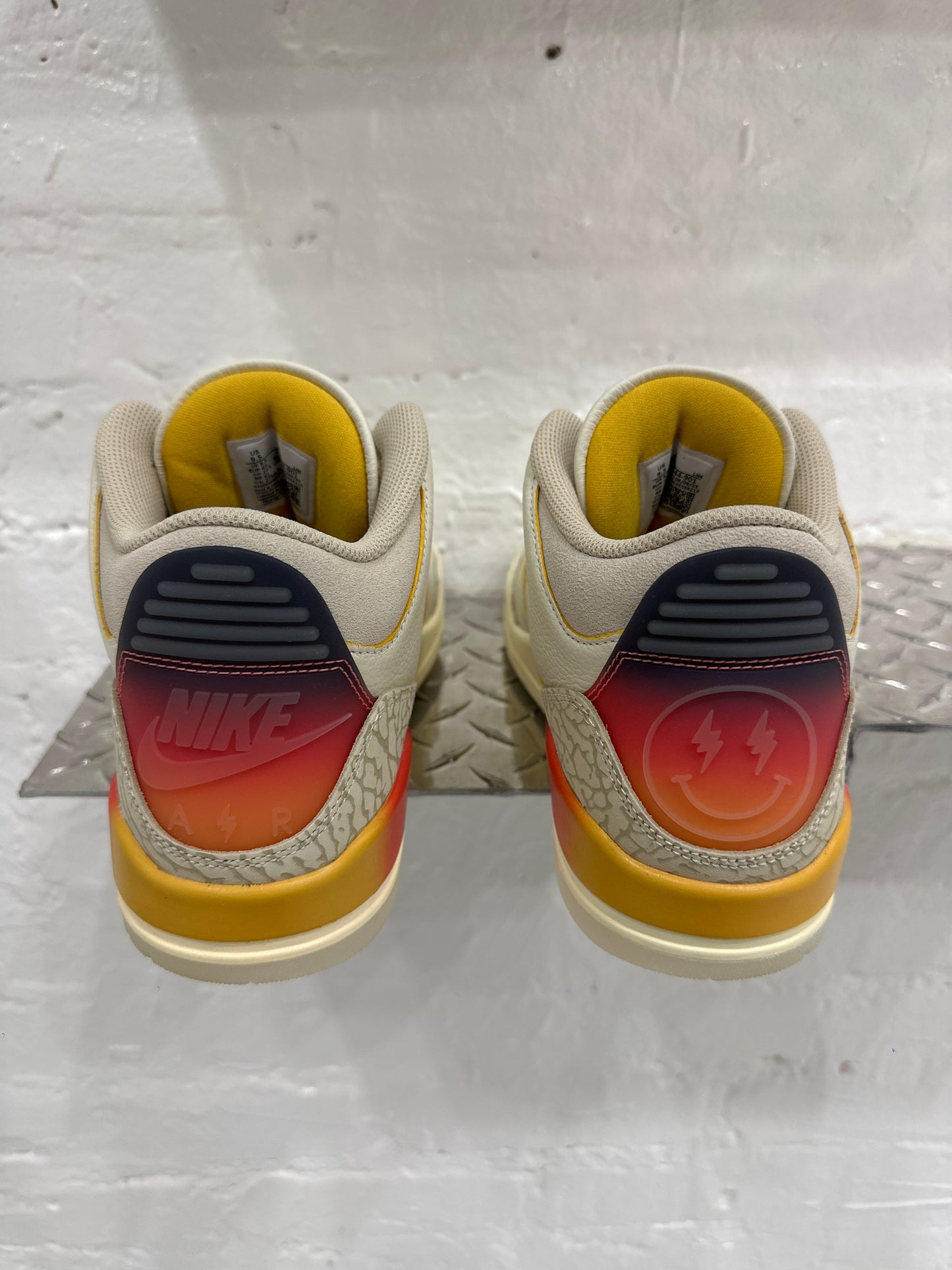Jordan 3 J Balvin