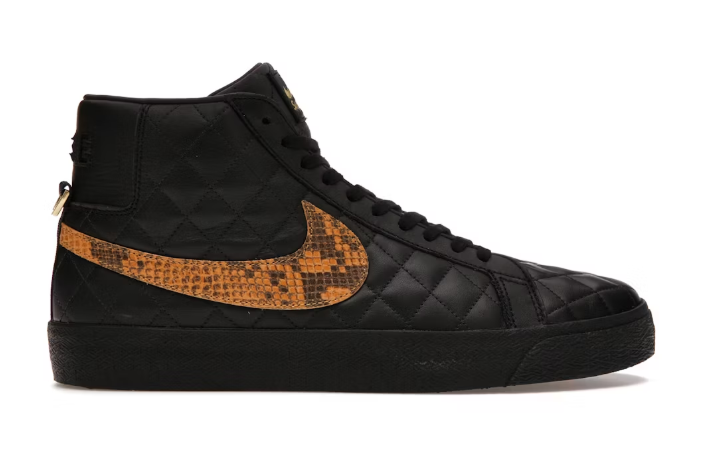 Nike SB Blazer Mid QS Supreme Black