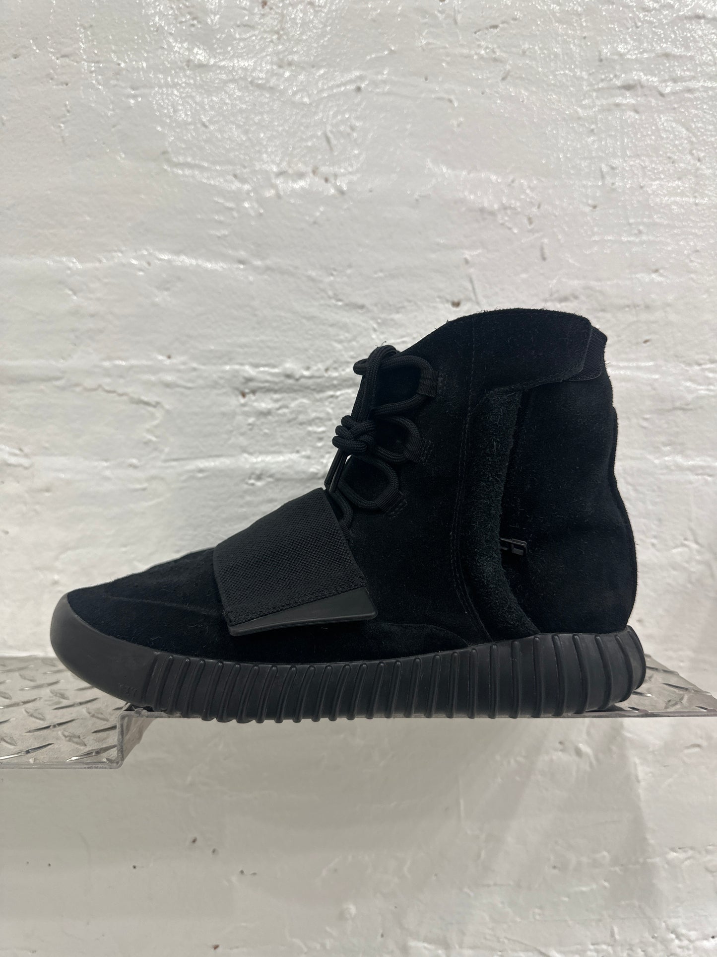 Yeezy 750 triple black - 10