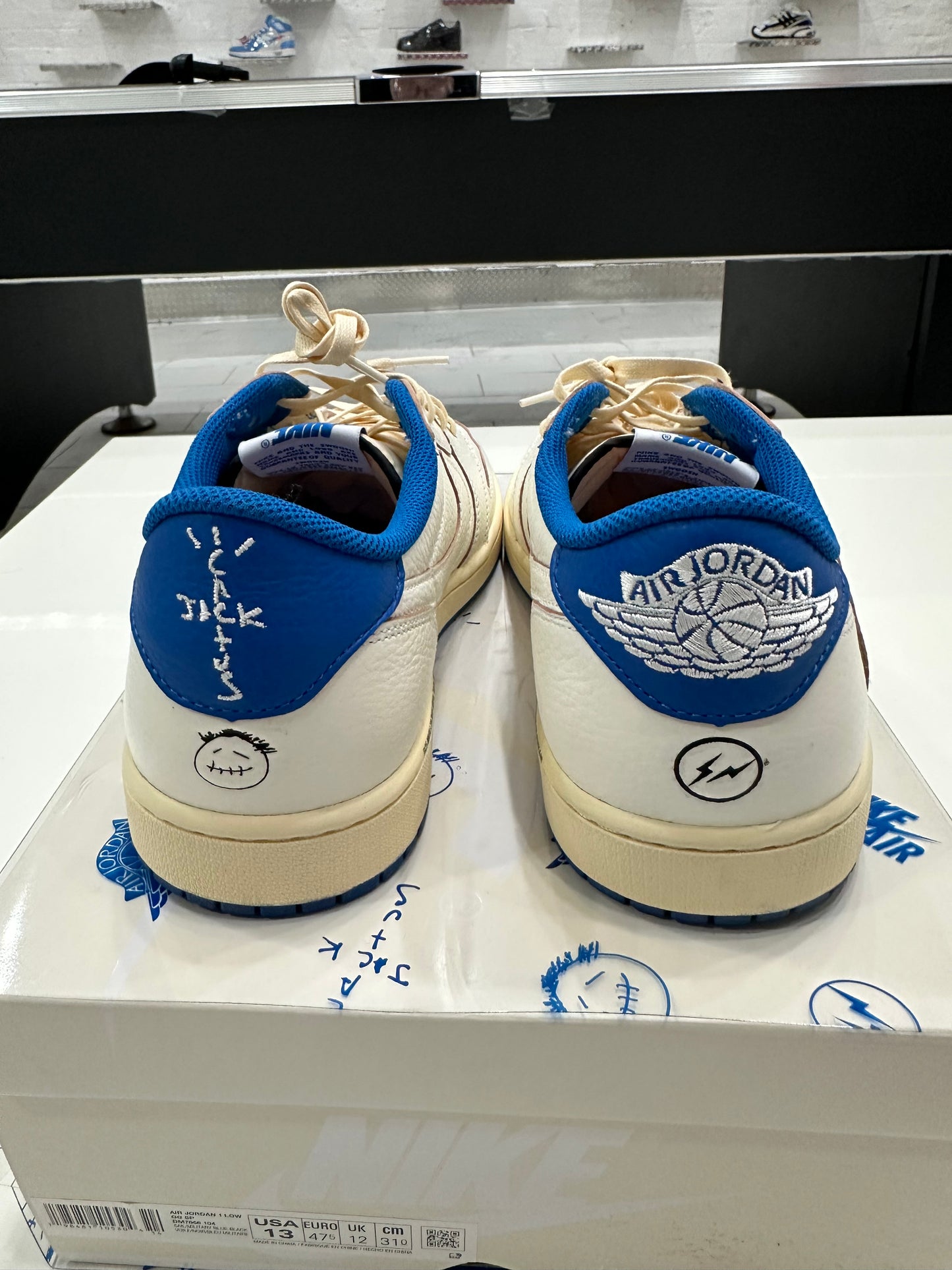 Jordan 1 Retro Low OG SP Fragment x Travis Scott Sail Military Blue - Used