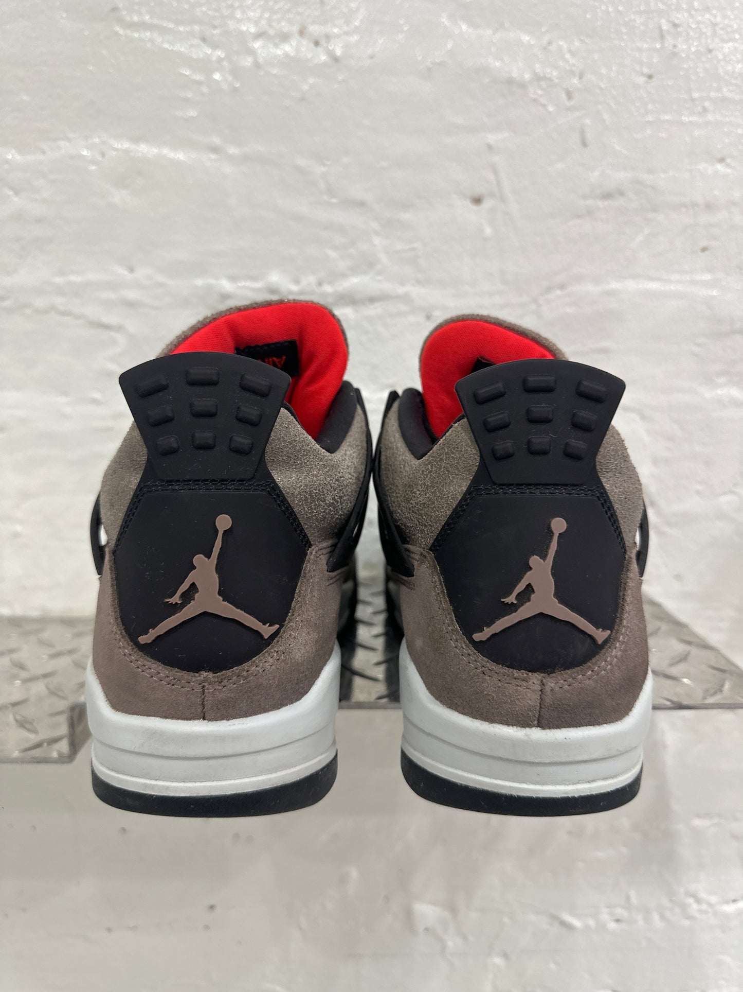 Jordan 4 Taupe Haze - 9