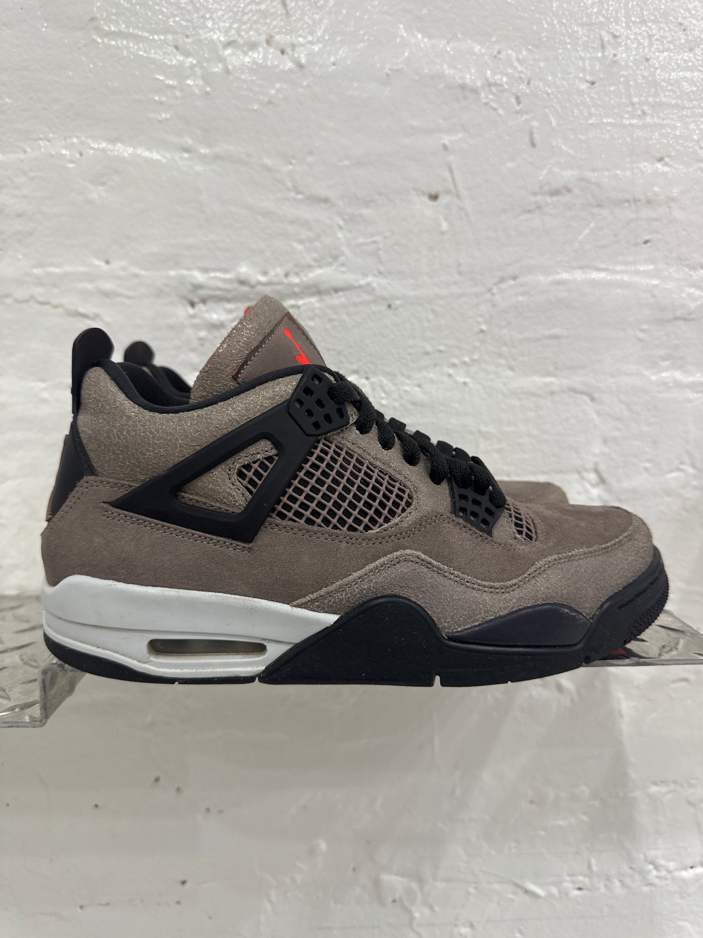 Jordan 4 Taupe Haze - 9