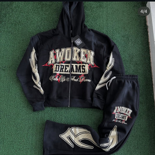 Awoken Dream sweatsuit set black
